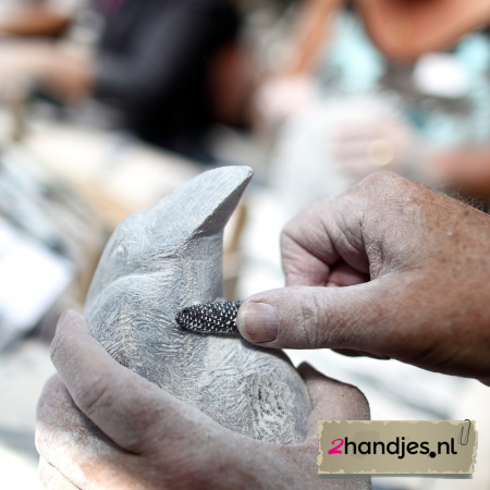 creatieve-workshop-speksteen-bewerken-zachte-steen-om-te-bewerken creatieve workshop speksteen zachte steen beeld in een dag