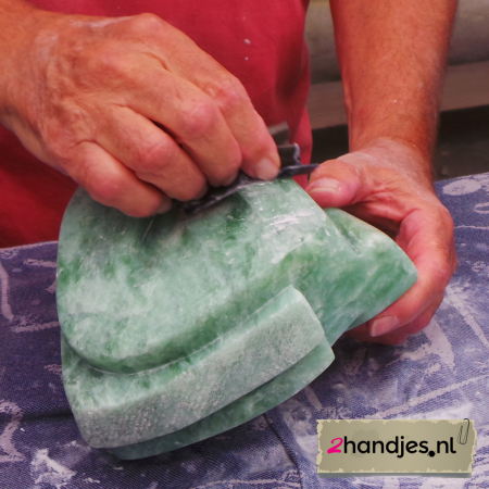 creatieve-workshop-speksteen-bewerken-zomeractiviteit creatieve workshop speksteen bewerken zomeractiviteit